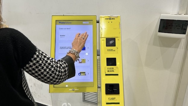 Romagnano Sesia: servizio settimanale di trasporto all'ufficio postale di Prato Sesia