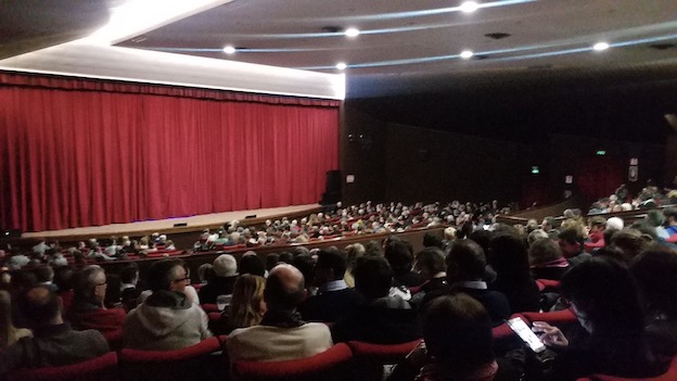 Teatro Nuovo, in scena "Di persona è un po' meglio" con Germano Lanzoni