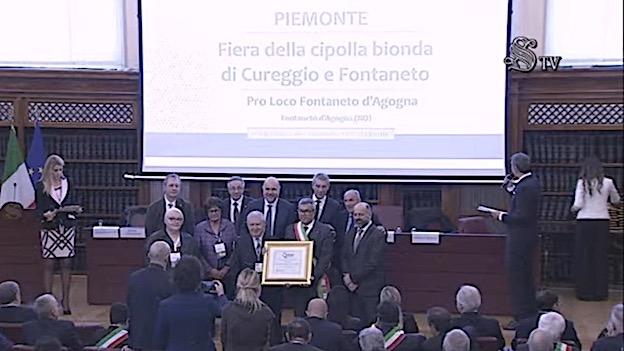 La "Fiera della Cipolla Bionda" premiata in Senato come "Sagra di Qualità Unpli"