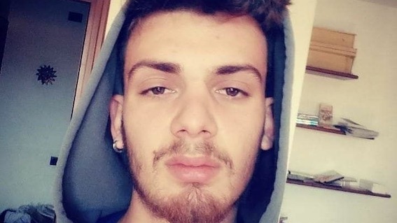 Suno, grande cordoglio per la scomparsa di un giovane di 24 anni