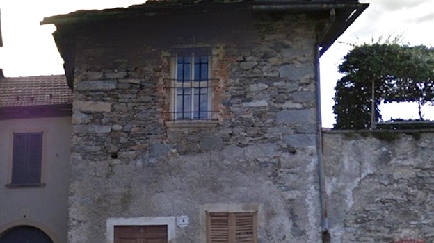 Miasino, asta pubblica per l'ex casa parrocchiale di Carcegna