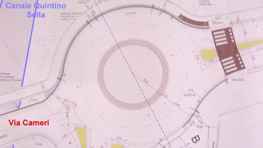 Rotonda di via Verbano chiusa per asfaltature