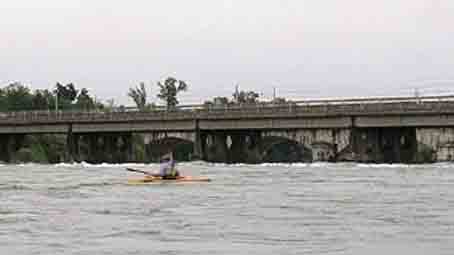 Trecate, chiusura del ponte sul Ticino il 14 settembre