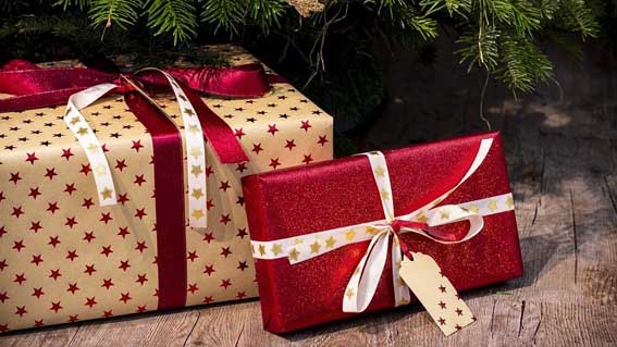 Romentino: iniziativa "Metti un regalo sotto l'albero"