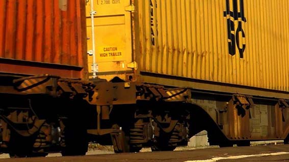 Treno merci fermo sulla linea Novara-Milano, ritardi fino a 30 minuti