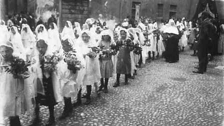  Oleggio: giovedì si rinnova la secolare tradizione della processione del Corpus Domini