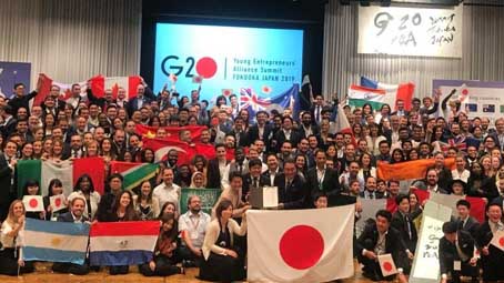 Confindustria Novara Vercelli Valsesia: due giovani imprenditori al summit di Fukuoka