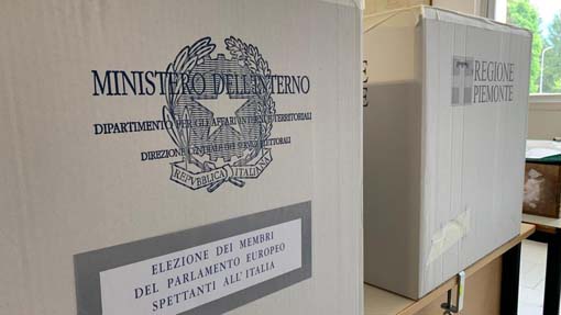 Election day: l'affluenza alle 12 nel Novarese