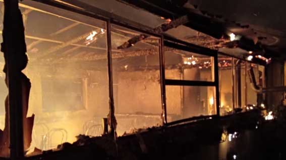 Caltignaga, incendio al Circolo dei laghetti di Faà