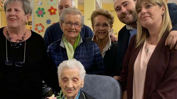 Novara, 104 candeline per la signora Adelina