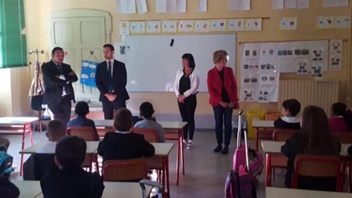 L'assessore regionale Marnati alla Thouar per il primo giorno di scuola