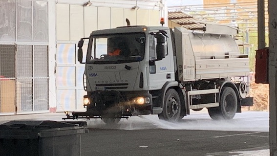 Novara, effettuato lavaggio e sanificazione al Mercato Ortofrutticolo all'ingrosso
