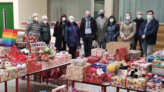 Oleggio: grande solidarietà per le "Scatole di Natale"
