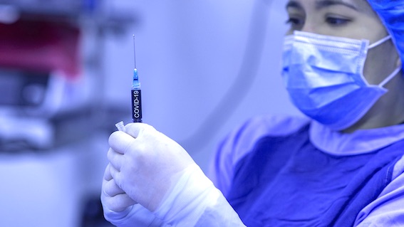 Il 27 dicembre al via le vaccinazioni anti-covid all'ospedale Maggiore e al De Pagave