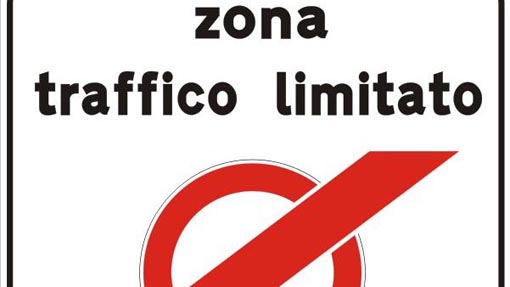 Galliate: nuovi orari della Ztl nel periodo natalizio