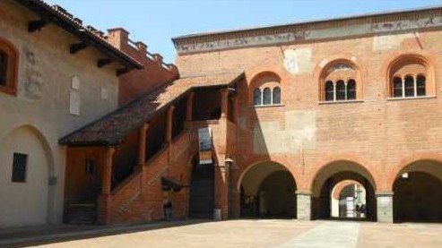 Sabato all'Arengo del Broletto la consegna del premio "La personalità che ha fatto Centro"