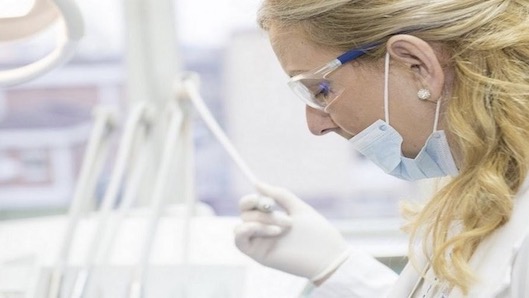 Anche a Novara l'analisi dei tamponi per il coronavirus