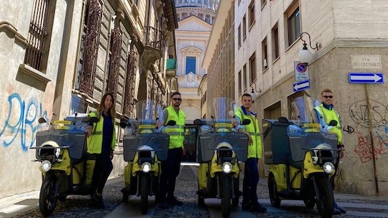 Novara, in funzione quattro tricicli elettrici di Poste Italiane