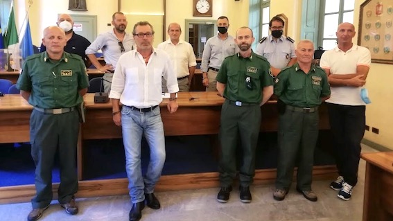 Siglata la convenzione fra Gev della Provincia, Polizia Locale di Novara e Assa contro l'abbandono di rifiuti