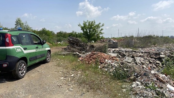 Novara, sequestrata discarica abusiva al Torrion Quartara