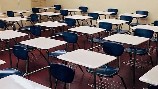 Riapertura scuole in Piemonte: decisione  martedì