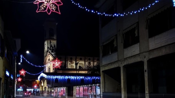 Luminarie accese anche a Bellinzago