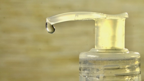 Arpa Piemonte: da marzo distribuiti quasi 38mila litri di soluzione igienizzante