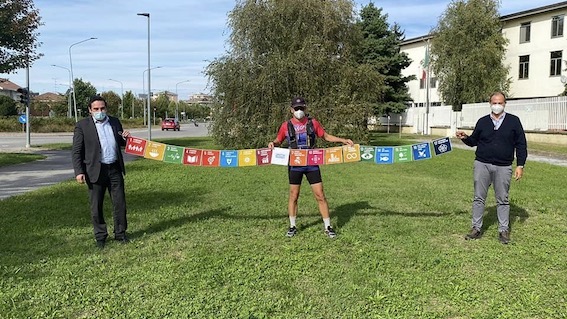 Conclusa la "120km per 120 mesi": Daniele Barbone è arrivato a Novara