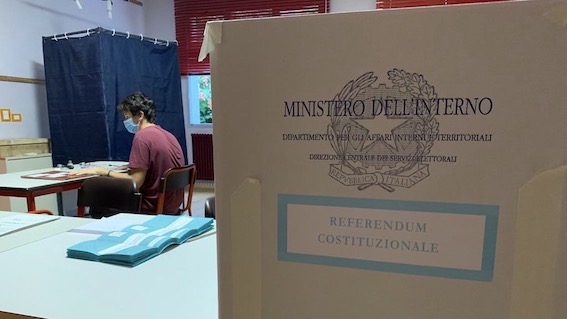 Referendum e amministrative nel Novarese: i dati dell'affluenza alle ore 12