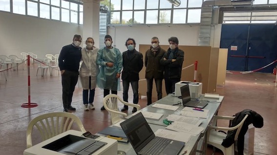 Cameri, attivo il centro vaccinale presso l'area mercato