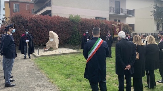 Inaugurata la targa commemorativa in memoria dell'agente Biagio Franco