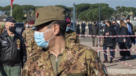 Novara, attesa la visita del generale Figliuolo al nuovo hub vaccinale presso il Centro Ipazia