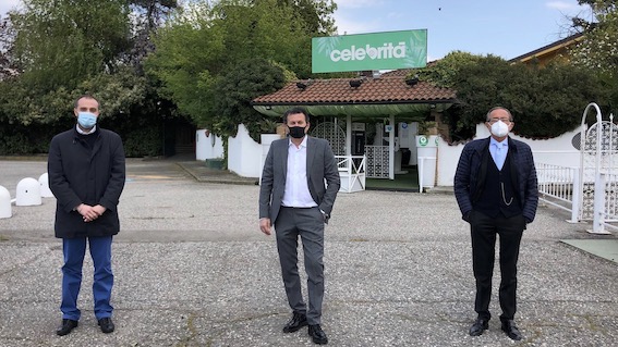 Trecate, dal 13 aprile punto vaccinale alla discoteca "Celebrità"