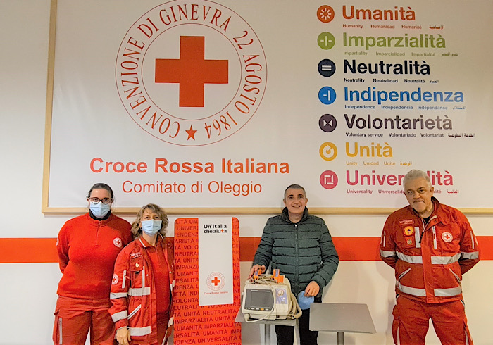 La Cri di Oleggio dona un monitor defibrillatore a un ospedale del Kenya