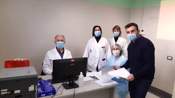 Trecate, partita la vaccinazione anti-covid per over 80
