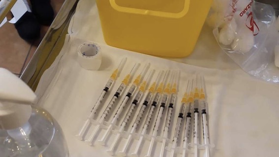 Rsa di Momo: conclusi i richiami del vaccino anti-covid