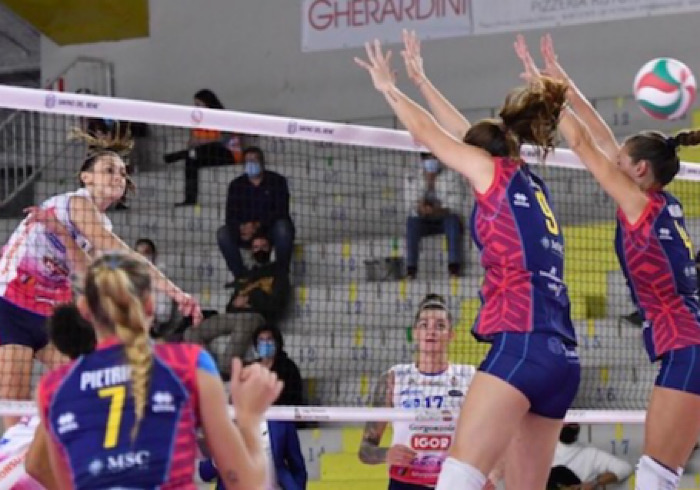 Igor Volley - Saugella Monza, sfida ad alta quota 