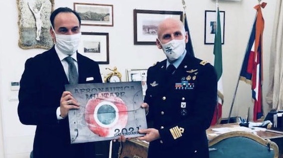 Il presidente Cirio ha incontrato il comandante dell'aeroporto di Cameri