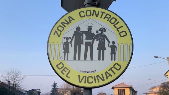 Cerano, nuova cartellonistica installata in paese