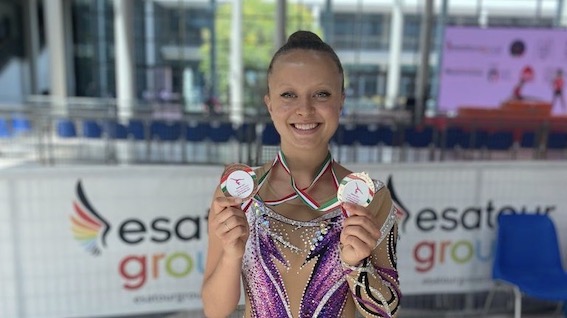  Asd Ginnastica Twirling Oleggio: argento e bronzo nella ritmica per Giada Magnaghi ai campionati nazionali Silver di Rimini