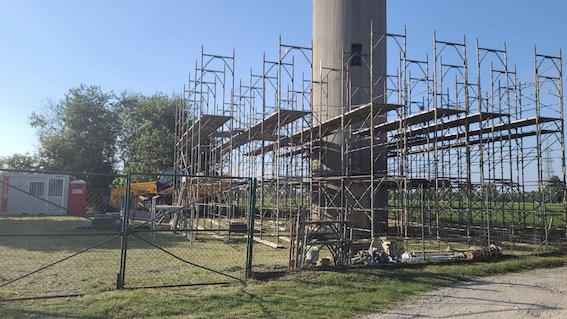 Momo, iniziati i lavori di ripristino e consolidamento della torre piezometrica