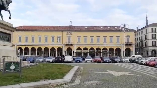 Novara, apre il nuovo hub vaccinale alla Sala Borsa