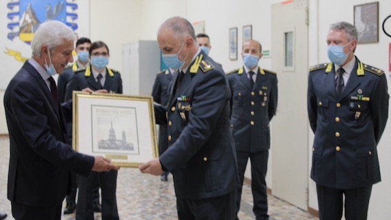 Novara, visita del Prefetto al Comando della Guardia di Finanza