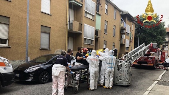 Novara, soccorso ad una persona: intervento dei vigili del fuoco