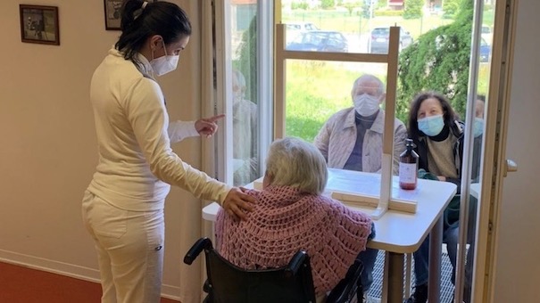 Rsa di Momo: riaperte le visite con i parenti 