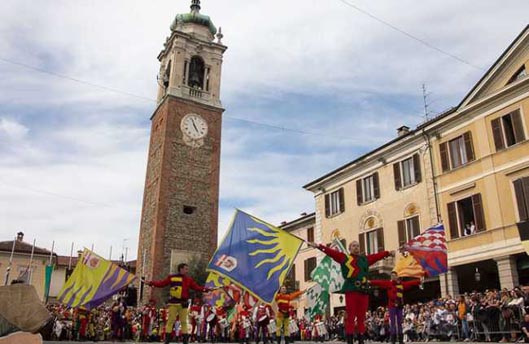 Oleggio, anche quest'anno non si svolgerà la tradizionale Corsa della Torta