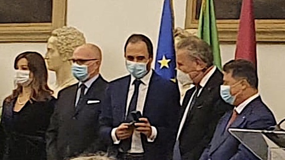 Premio a una ricerca dell'Aou di Novara sul post- covid