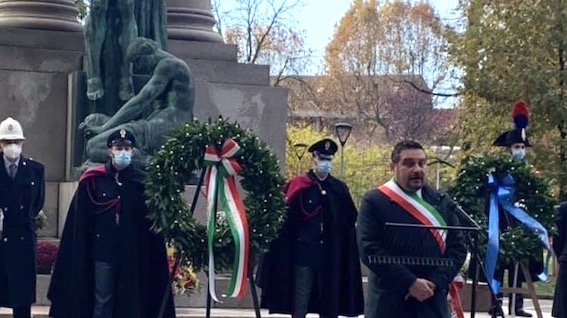 Novara, commemorato il 4 novembre