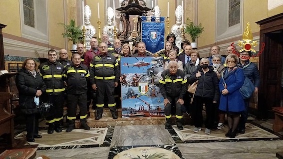 Lumellogno, celebrazione per i vigili del fuoco scomparsi
