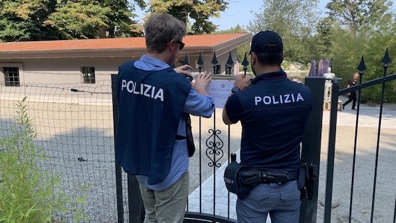  Galliate, locale chiuso per 20 giorni dal Questore